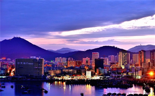 商场餐饮设计多大面积