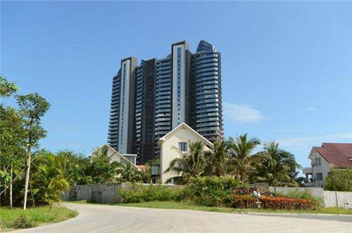 昆明市的中式快餐加盟店有哪些，在昆明市加盟荣昌农家院能赚钱吗